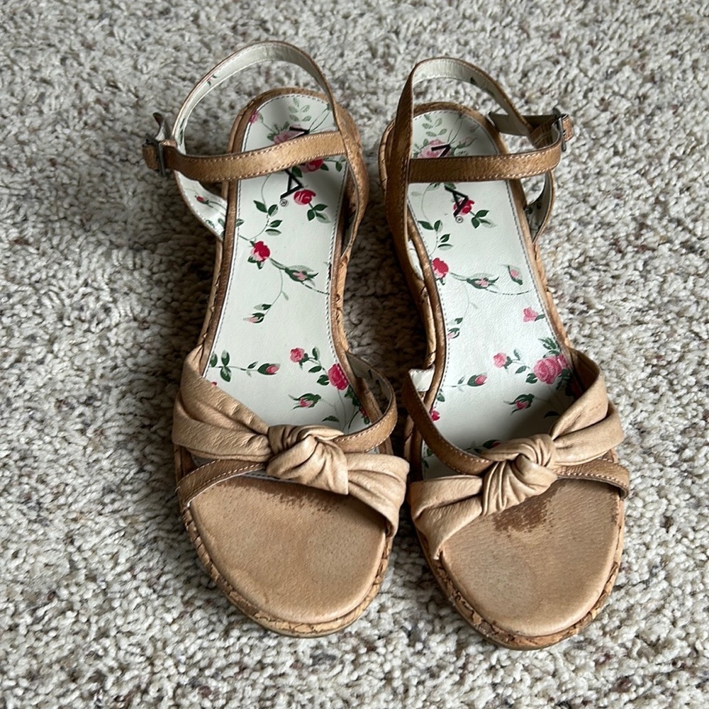 MIA  Big Girls Size: 4M Tan  Cork Platform Sandals-2.5" Heel - Decent Condition